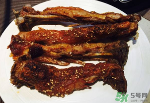 烤箱烤羊排多長(zhǎng)時(shí)間？烤箱烤羊排的溫度和時(shí)間
