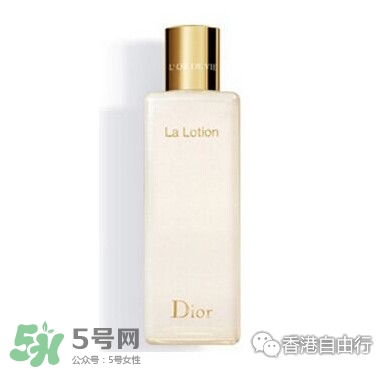 美容液是爽膚水嗎？美容液和爽膚水的區(qū)別