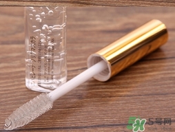 大創(chuàng)睫毛雨衣怎么卸？大創(chuàng)睫毛雨衣卸妝方法