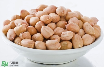 冬天吃花生好嗎？冬天吃花生會(huì)上火嗎？