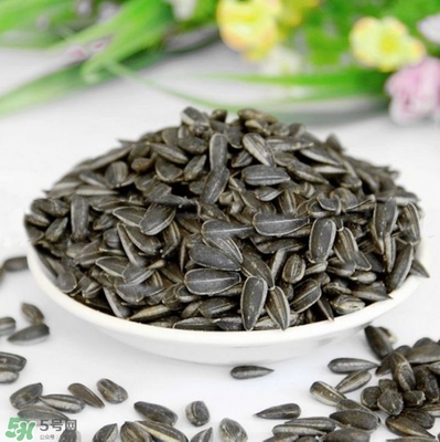 吃瓜子會(huì)口腔潰瘍嗎？口腔潰瘍可以吃瓜子嗎？