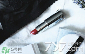 迪奧2017情人節(jié)口紅唇膏禮盒多少錢(qián)？dior2017情人節(jié)禮盒價(jià)格