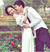 拍婚紗照可以戴眼鏡嗎？拍婚紗照戴眼鏡好不好？
