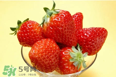 剛摘的草莓怎么清洗？新鮮草莓怎么洗才干凈？