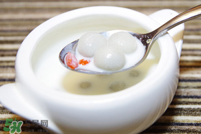 湯圓為什么會(huì)變紅？湯圓變紅有毒嗎？