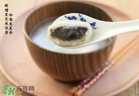 黑芝麻湯圓怎么煮好吃？黑芝麻湯圓煮多久才熟？