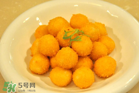 炸元宵是蒸完再炸嗎？速凍元宵怎么炸？
