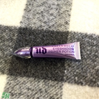 urban decay眼部打底膏怎么用？urban decay眼部打底膏用法+