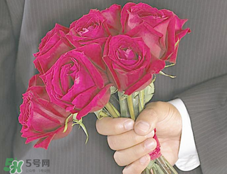男朋友不在身邊怎樣過情人節(jié)？情人節(jié)沒有男朋友怎么過？