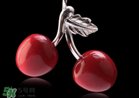 情人節(jié)送項(xiàng)鏈好嗎？情人節(jié)送女朋友什么項(xiàng)鏈好？