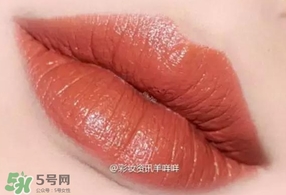 mac唇膏奶茶色是幾號(hào)？mac唇膏mocha試色