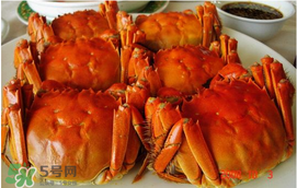 春天吃螃蟹應(yīng)該選公的好還是母的好？春天螃蟹是公的好還是母的？