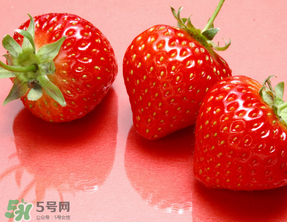 奶油草莓是什么品種？奶油草莓和巧克力草莓的區(qū)別 