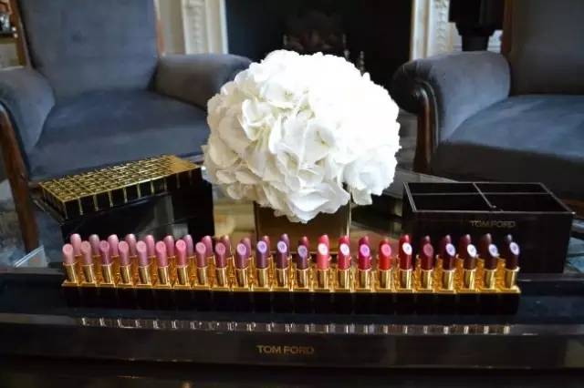 tom ford和迪奧哪個好？tom ford口紅和dior口紅哪個好？