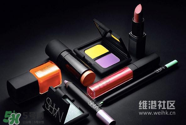 tom ford和nars哪個(gè)好？tom ford和nars唇膏口紅對(duì)比