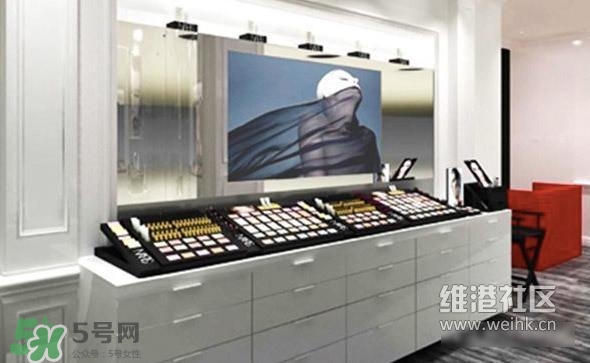 tom ford和nars哪個(gè)好？tom ford和nars唇膏口紅對(duì)比