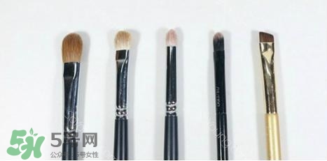 眼影膏用什么工具畫？眼影膏怎么化？