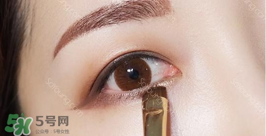 眼影膏用什么工具畫？眼影膏怎么化？
