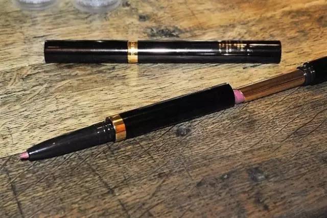 tom ford和迪奧哪個好？tom ford口紅和dior口紅哪個好？