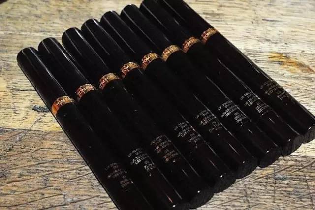 tom ford和迪奧哪個好？tom ford口紅和dior口紅哪個好？