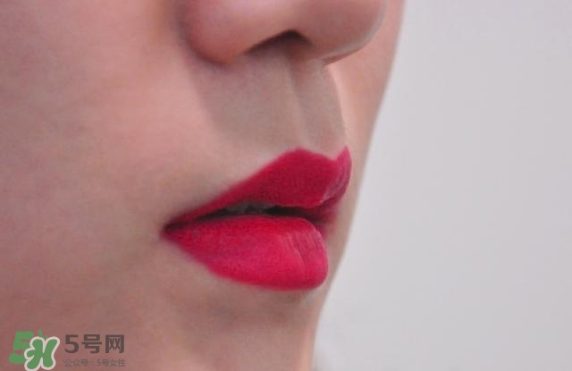 蘭蔻菁純唇膏388多少錢？蘭蔻菁純唇膏388專柜價(jià)