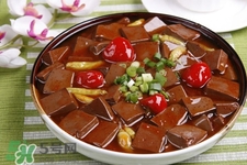 鴨血熱量高不高？吃鴨血會(huì)胖嗎？