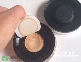 bareminerals礦物粉底怎么用？bareminerals貝茗礦物粉底使用方法