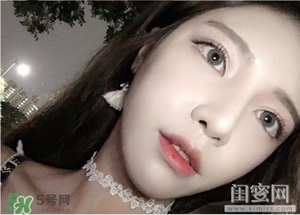 煙熏玫瑰色適合什么膚色？煙熏玫瑰色口紅適合黃皮嗎？