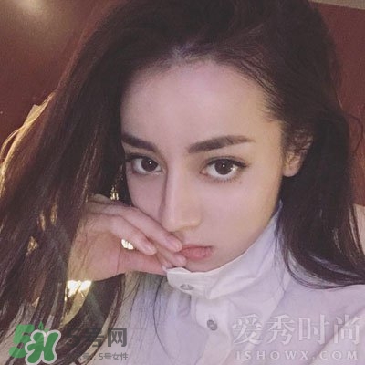 煙熏玫瑰色適合什么膚色？煙熏玫瑰色口紅適合黃皮嗎？