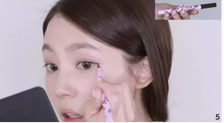 干玫瑰色妝容怎么化？干玫瑰色妝容畫法步驟