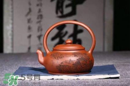 剛買的紫砂壺怎么清洗？新買的紫砂壺怎么清洗？