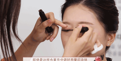 干玫瑰色妝容怎么化？干玫瑰色妝容畫法步驟