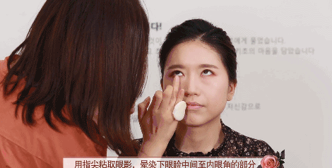干玫瑰色妝容怎么化？干玫瑰色妝容畫法步驟