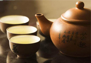 紫砂壺如何鑒別好壞？怎樣辨別紫砂壺的好壞？