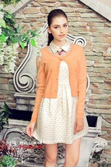 4月份穿什么衣服？四月份穿衣搭配