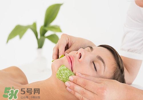 蘆薈涂在臉上發(fā)癢是怎么回事？蘆薈涂在臉上發(fā)癢怎么辦？