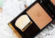 tom ford蜜粉餅怎么用？tom ford蜜粉餅使用方法