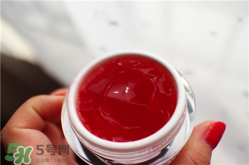 紅酒面膜可以天天敷嗎？紅酒面膜敷完臉用洗嗎？