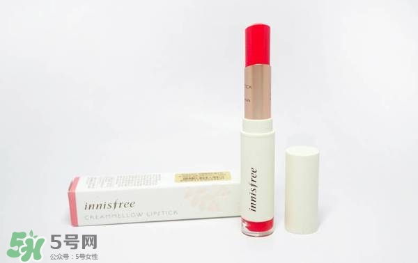 珊瑚紅口紅是什么顏色？珊瑚紅口紅試色