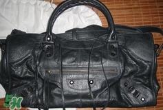 巴黎世家機(jī)車(chē)包真假怎么辨別?balenciaga機(jī)車(chē)包真假鑒別圖