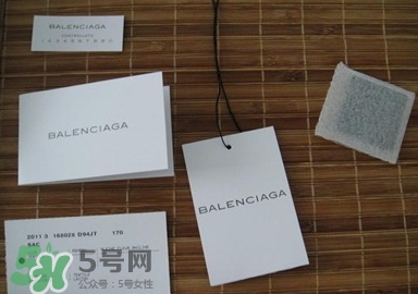 巴黎世家機(jī)車(chē)包真假怎么辨別?balenciaga機(jī)車(chē)包真假鑒別圖