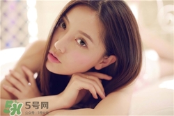 假體隆胸老了會(huì)怎么樣？假體隆胸會(huì)引發(fā)乳腺疾病嗎？