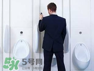 男性尿痛出血怎么回事？男性尿痛是怎么引起的