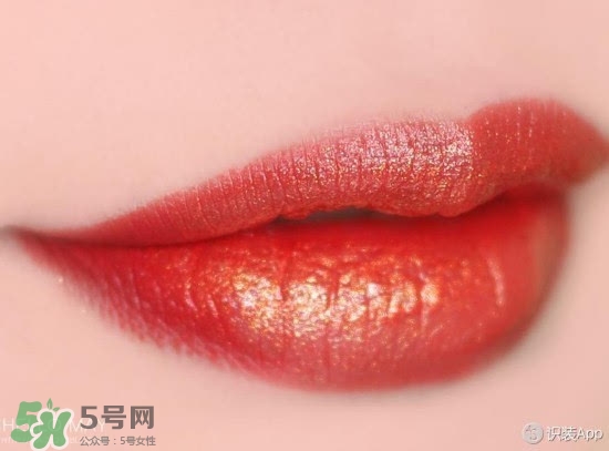 啞光口紅和珠光口紅哪個好？啞光口紅和珠光區(qū)別