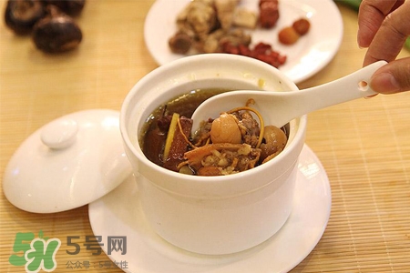 4月份喝什么湯好？四月份適合喝什么湯？