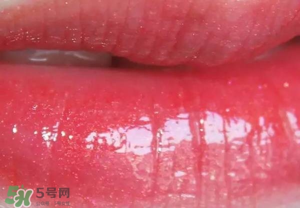 ysl鏡面唇釉哪個顏色好看？ysl鏡面唇釉試色大全