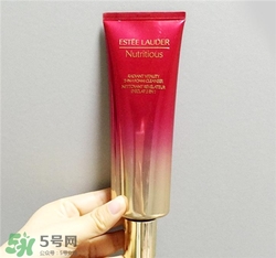 雅詩蘭黛紅石榴洗面奶好用嗎？雅詩蘭黛紅石榴洗面奶怎么樣？