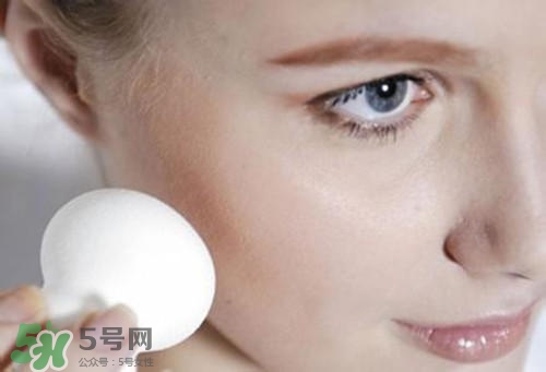 氣墊容易悶痘嗎？氣墊悶痘怎么辦？