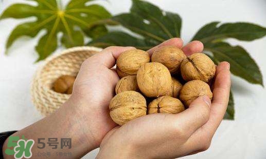 核桃酒孕婦能吃嗎？核桃酒下奶嗎？