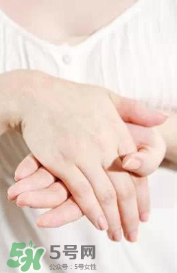 卸妝油悶痘怎么辦？卸妝油悶痘怎么補(bǔ)救？